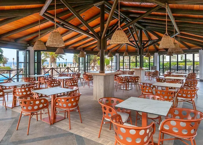 Курортний комплекс Gran Castillo Tagoro Family & Fun Плайя-Бланка