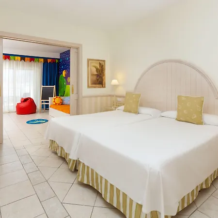Gran Tagoro Family&fun 5* Playa Blanca (Lanzarote)