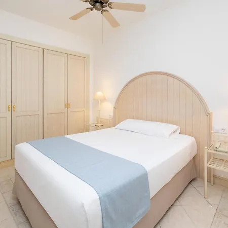 Gran Tagoro Family&fun 5* Playa Blanca (Lanzarote)
