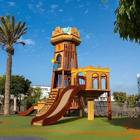 Gran Tagoro Family & Fun Playa Blanca Курортный комплекс 5*